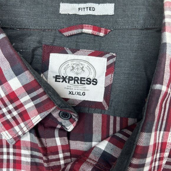Express Shirt Men’s XL  Red White Plaid Fitted Long Sleeve Button Down Slim Fit - Picture 3 of 7